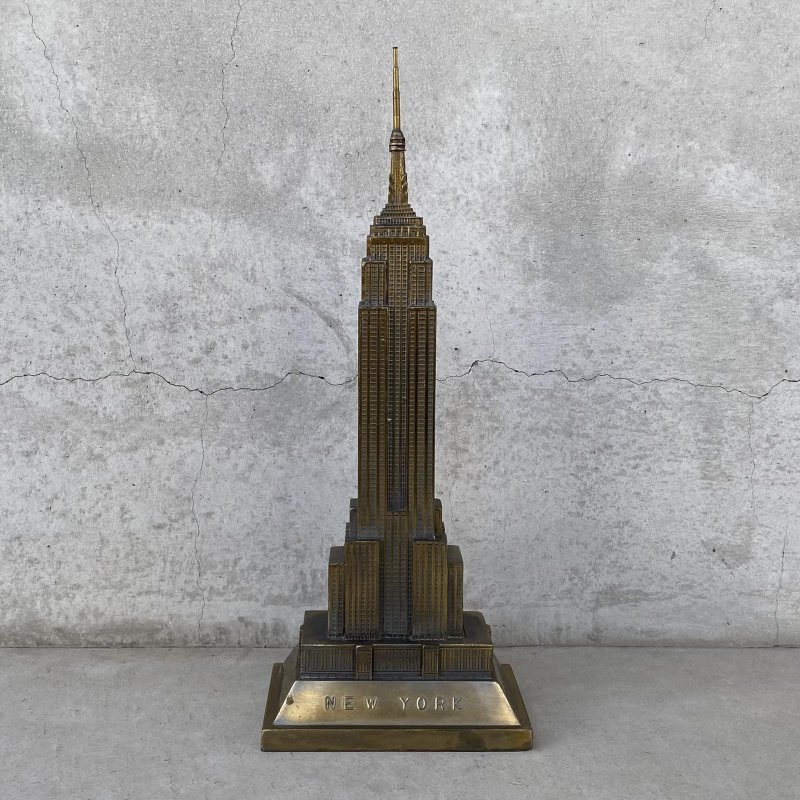 画像2: VINTAGE ANTIQUE EMPIRE STATE  STATUE ヴィンテージ アンティーク エンパイアステートビル  / コレクタブル オブジェ インテリア ディスプレイ 置物 雑貨 アメリカ (2)