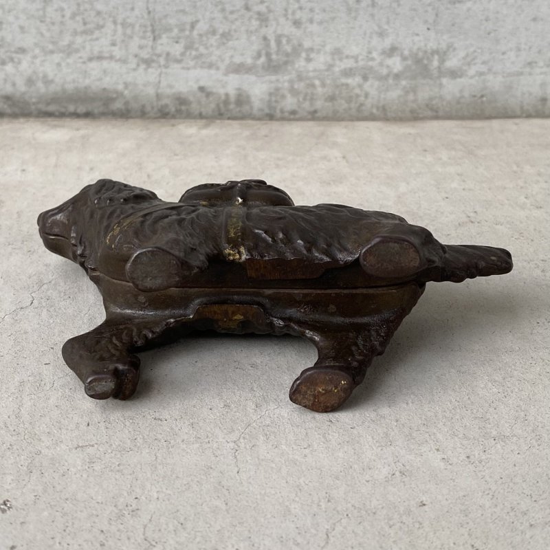 画像8: VINTAGE COINBANK PIGGY BANK  ST BERNARD ヴィンテージ 貯金箱 コインバンク / コレクタブル オブジェ キャストアイアン セントバーナード 犬 動物 鋳物 置物 アメリカ (1)