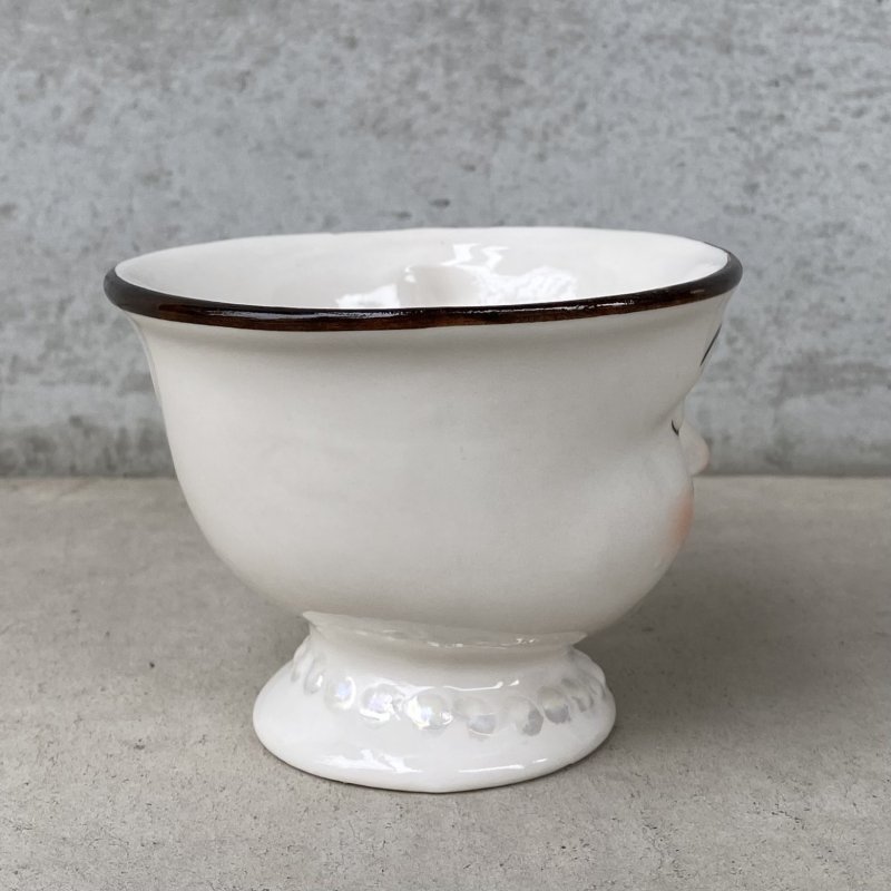 画像3: VINTAGE ANTIQUE BAILEYS CUP ヴィンテージ アンティーク ベイリーズ フェイスカップ / コレクタブル オブジェ ティーカップ マグカップ ノベルティ 女の子 陶器 食器 雑貨 (5)