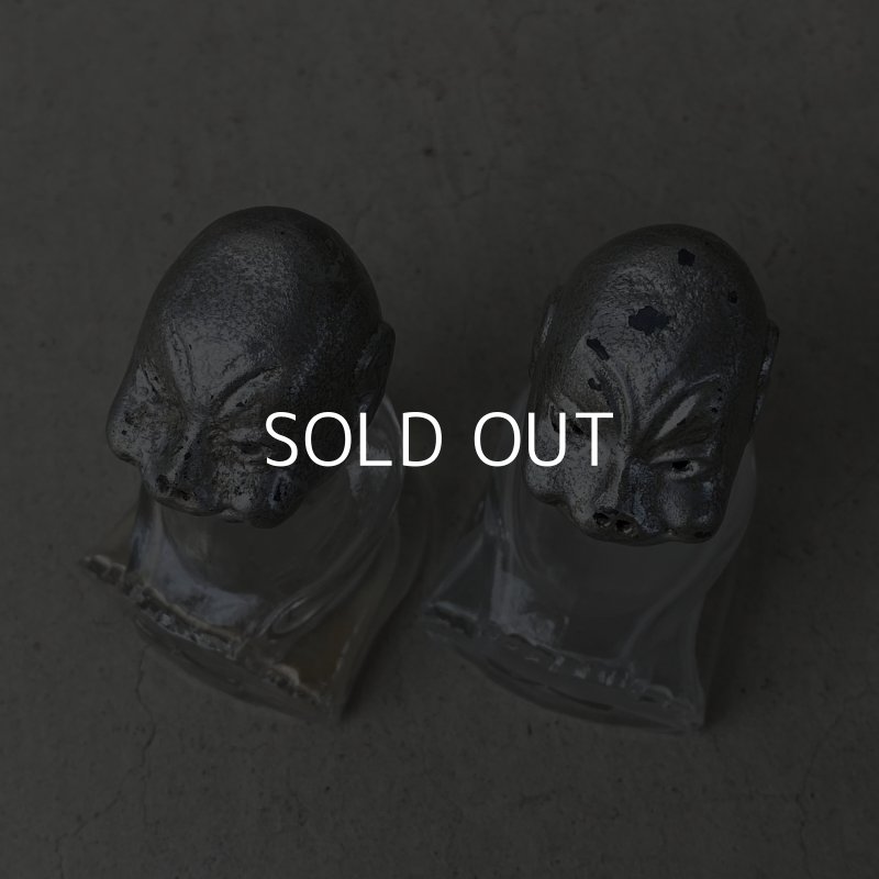 画像5: VINTAGE ANTIQUE BILLIKEN SALT AND PEPPER SHAKERS ヴィンテージ アンティーク ビリケン ソルト＆ペッパー 塩胡椒入れ / コレクタブル ガラス オブジェ アメリカ