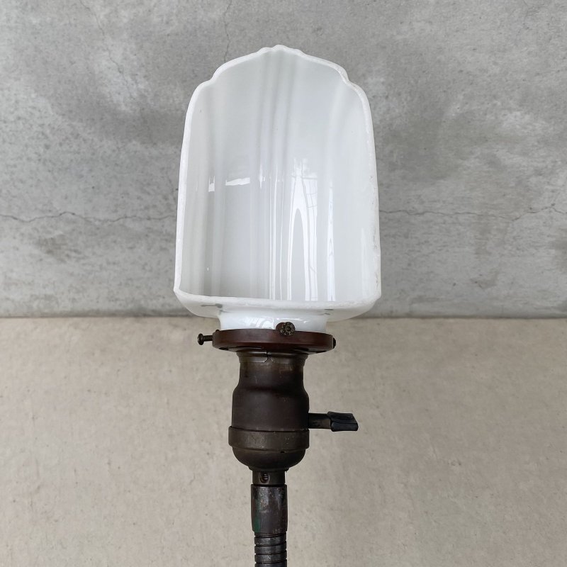 画像7: VINTAGE ANTIQUE DESKLAMP JAPANNED HUBBELL GE ヴィンテージ アンティーク デスクランプ スタンドライト ジャパンド ジャパンカラー 卓上ライト 照明 / ミルクガラスシェード グースネック コレクタブル 店舗什器 アメリカ