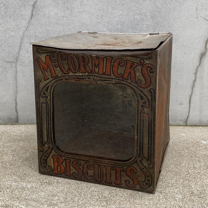 画像1: VINTAGE ANTIQUE MCCORMICK'S BISCUITTIN CAN ヴィンテージ アンティーク マコーミック ティン 缶 / ボックス アドバタイジング ディスプレイ ブリキ 小物入れ 収納 箱 企業物 店舗什器 アメリカ