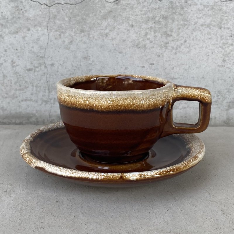 画像1: VINTAGE ANTIQUE CUP AND SAUCER ヴィンテージ アンティーク カップ＆ソーサー マグ 食器 陶器 / コーヒーカップ ブラウン 茶色 カフェ 喫茶店 店舗什器 アメリカ (2)