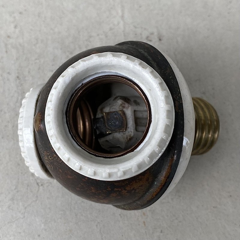 画像7: VINTAGE ANTIQUE BENJAMIN SOCKET ヴィンテージ アンティーク ベンジャミンソケット / ランプ ライト 2灯 コレクタブル 照明 店舗什器 アメリカ USA (4)