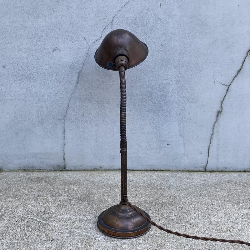 画像3: VINTAGE ANTIQUE FARIES DESK LAMP  STAND LIGHT ヴィンテージ アンティーク フェアリーズ デスクランプ デスクライト スタンドライト 卓上ライト 照明 / コレクタブル グースネック テーブルランプ 店舗什器 アメリカ