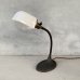 画像1: VINTAGE ANTIQUE DESKLAMP ALADDIN MFG Co. ヴィンテージ アンティーク デスクランプ スタンドライト 卓上ライト 照明 / テーブルランプ ミルクガラスシェード グースネック アメリカ (2) (1)