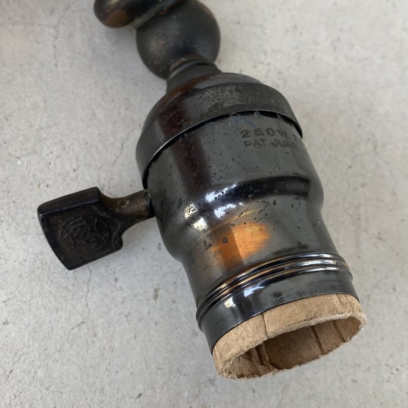 画像7: VINTAGE ANTIQUE LAMP LIGHT WALL LAMP JAPANNED HUBBELL ヴィンテージ アンティーク ジャパンド ウォールランプ 壁付け照明 ブラケットランプ / ジャパンカラー コレクタブル 店舗什器 アメリカ 15