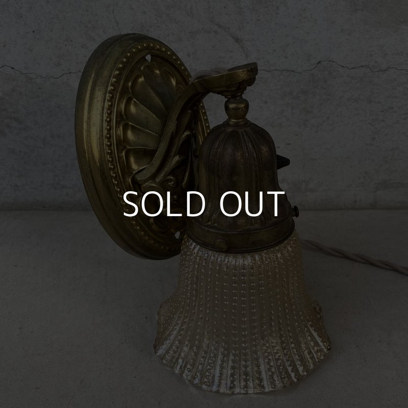 画像7: VINTAGE ANTIQUE LAMP LIGHT WALL LAMP GE ヴィンテージ アンティーク ライト ウォールランプ 壁付け照明 ブラケットランプ / ランプ ガラスシェード 真鍮 店舗什器 アメリカ USA (1)