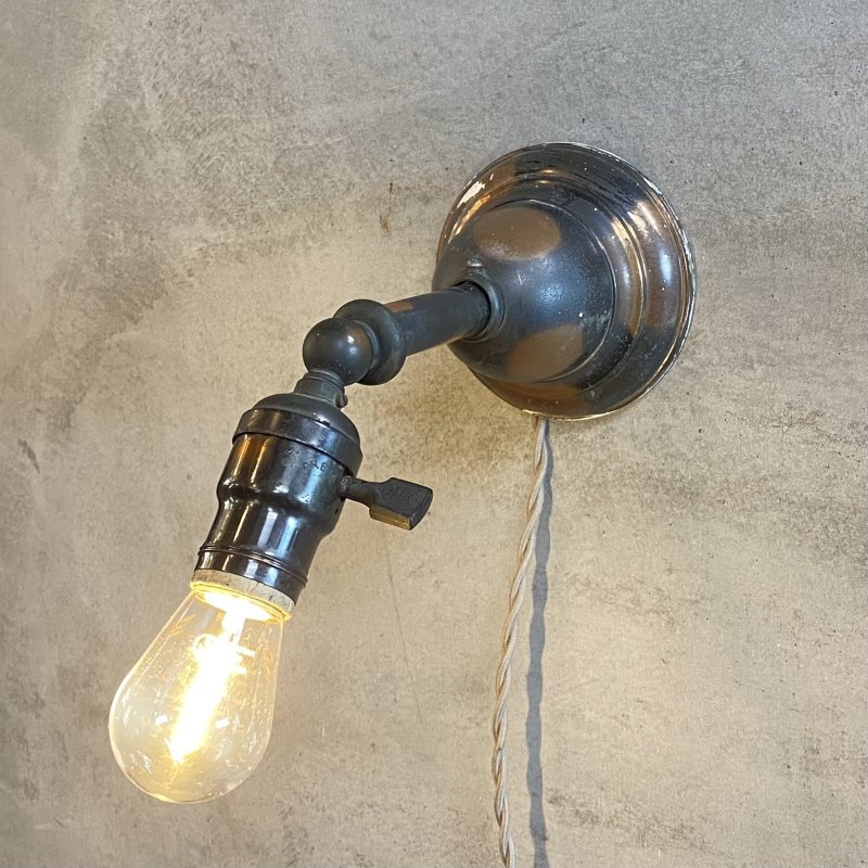 画像10: VINTAGE ANTIQUE LAMP LIGHT WALL LAMP JAPANNED HUBBELL ヴィンテージ アンティーク ジャパンド ウォールランプ 壁付け照明 ブラケットランプ / ジャパンカラー コレクタブル 店舗什器 アメリカ 15