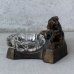 画像4: VINTAGE ANTIQUE ASHTRAY GREYHOUND DOG FIGURE ヴィンテージ アンティーク 灰皿 アッシュトレイ グレイハウンド オブジェ 置物 / コレクタブル ディスプレイ インテリア 犬 動物 鋳物 ガラス アメリカ 