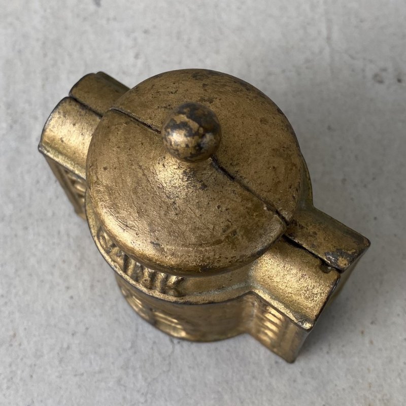 画像5: VINTAGE ANTIQUE BANK BUILDING CAST IRON ヴィンテージ アンティーク コインバンク 貯金箱 オブジェ 置物 / コレクタブル ディスプレイ キャストアイアン 鋳物 アメリカ (3)