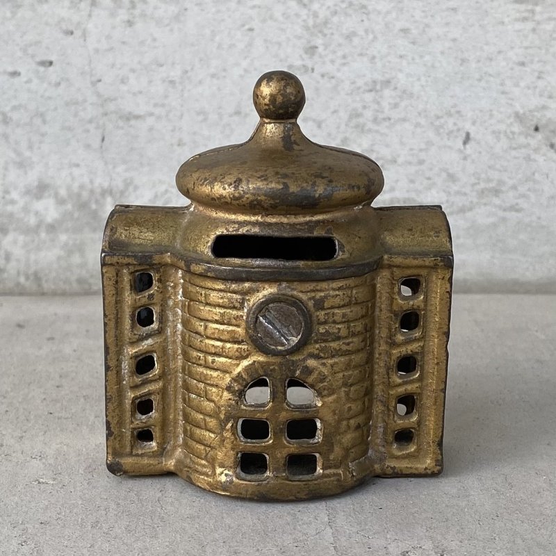 画像2: VINTAGE ANTIQUE BANK BUILDING CAST IRON ヴィンテージ アンティーク コインバンク 貯金箱 オブジェ 置物 / コレクタブル ディスプレイ キャストアイアン 鋳物 アメリカ (3)