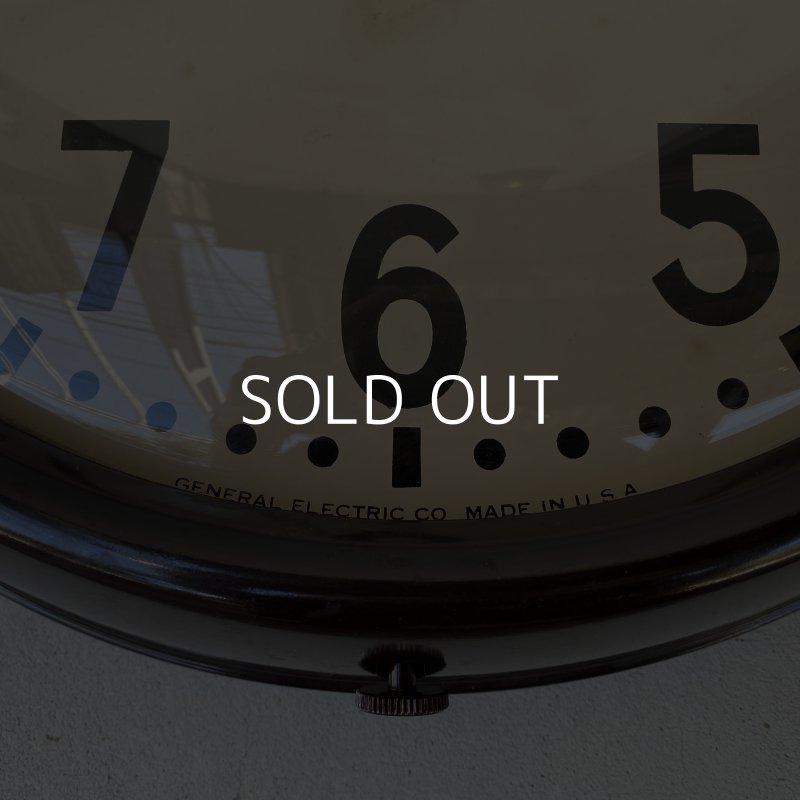 画像8: VINTAGE ANTIQUE GENERAL ELECTRIC WALL CLOCK GE ヴィンテージ アンティーク ウォールクロック ゼネラルエレクトリック 壁掛け時計 / スクールクロック ベークライト 焦げ茶 丸型 店舗什器 アメリカ (4)