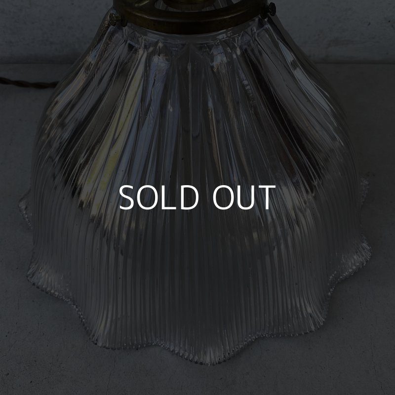 画像5: VINTAGE ANTIQUE HOLOPHANE LAMP ヴィンテージ アンティーク ホロフェーンランプ 天井照明 シーリングランプ / ライト ガラスシェード 店舗什器 アメリカ (2)