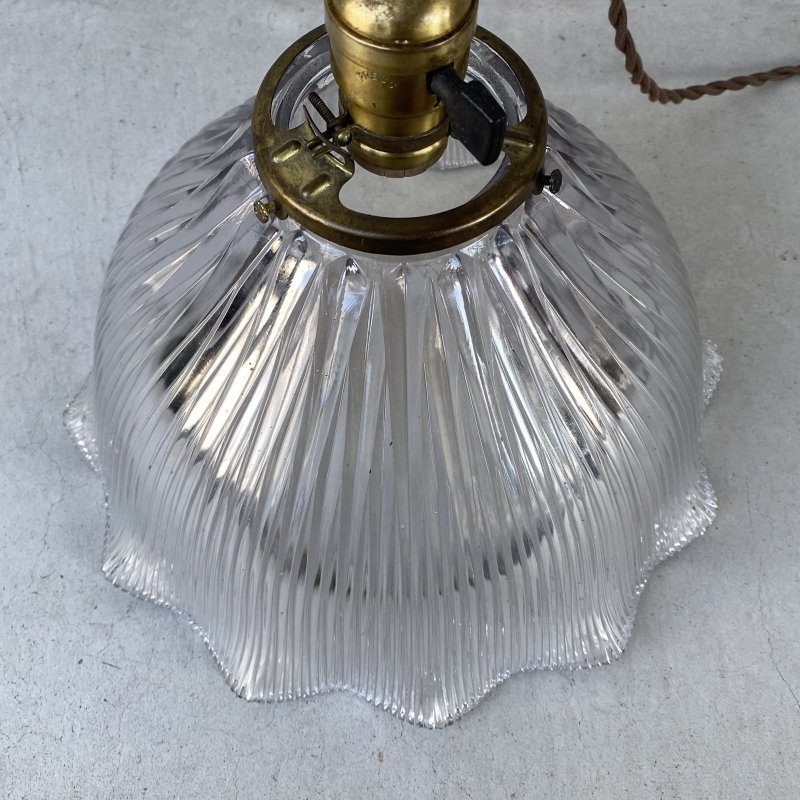 画像3: VINTAGE ANTIQUE HOLOPHANE LAMP ヴィンテージ アンティーク ホロフェーンランプ 天井照明 シーリングランプ / ライト ガラスシェード 店舗什器 アメリカ (2)