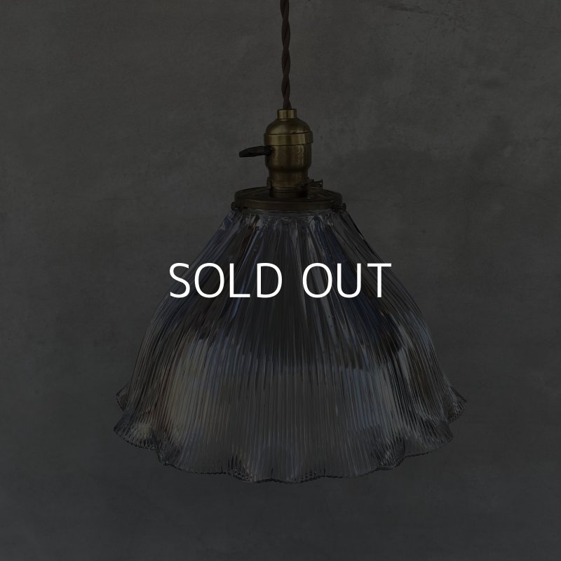 画像2: VINTAGE ANTIQUE HOLOPHANE LAMP ヴィンテージ アンティーク ホロフェーンランプ 天井照明 シーリングランプ / ライト ガラスシェード 店舗什器 アメリカ (1)