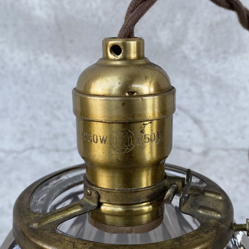 画像9: VINTAGE ANTIQUE HOLOPHANE LAMP ヴィンテージ アンティーク ホロフェーンランプ 天井照明 シーリングランプ / ライト ガラスシェード 店舗什器 アメリカ (2)