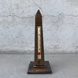 VINTAGE ANTIQUE WASHINGTON MONUMENT THERMOMETER JAPANNED ヴィンテージ アンティーク ワシントン モニュメント 温度計 ジャパンカラー / コレクタブル オブジェ ディスプレイ 記念塔 置物 アメリカ (3)