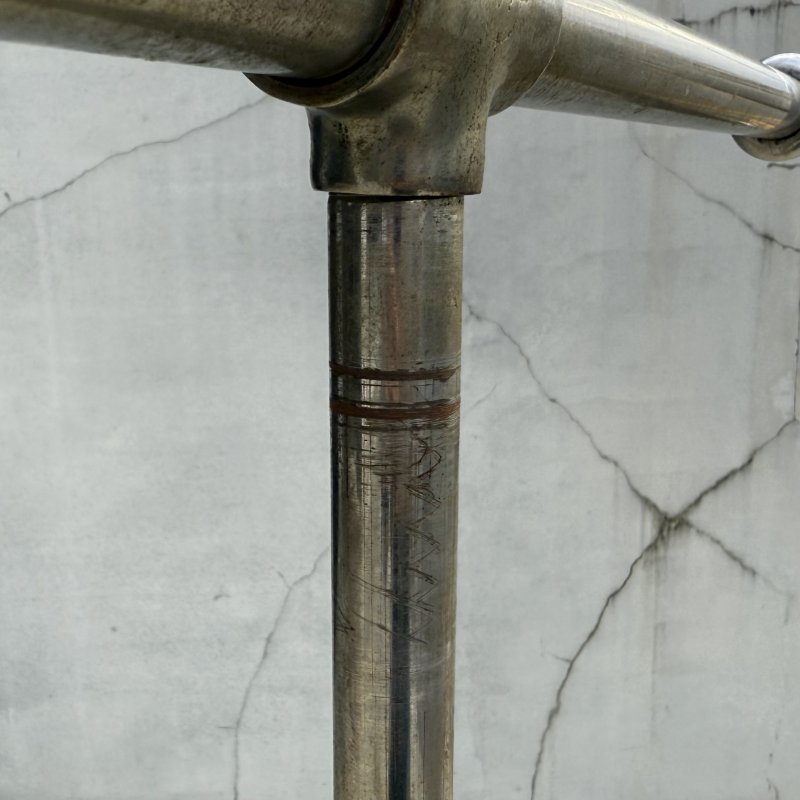 画像8: VINTAGE ANTIQUE CLOTHING RACK ヴィンテージ アンティーク クロージングラック Tハンガーラック / T型 T字 Tバー コレクタブル ディスプレイ 家具 服屋 店舗 什器 アメリカ