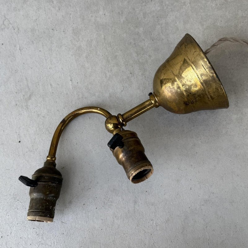 画像3: VINTAGE ANTIQUE LAMP LIGHT WALL LAMP ヴィンテージ アンティーク ライト ウォールランプ 壁付け照明 ブラケットランプ 2灯 / ランプ ブラス 真鍮 E26 店舗什器 アメリカ USA 