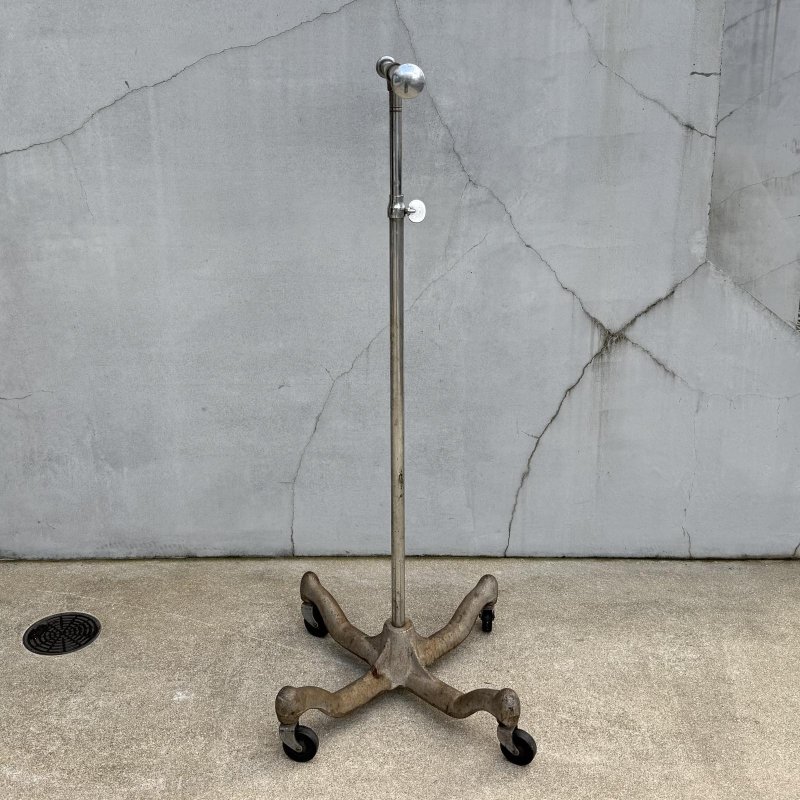 画像3: VINTAGE ANTIQUE CLOTHING RACK ヴィンテージ アンティーク クロージングラック Tハンガーラック / T型 T字 Tバー コレクタブル ディスプレイ 家具 服屋 店舗 什器 アメリカ