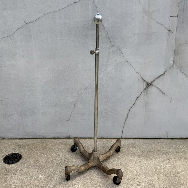 画像4: VINTAGE ANTIQUE CLOTHING RACK ヴィンテージ アンティーク クロージングラック Tハンガーラック / T型 T字 Tバー コレクタブル ディスプレイ 家具 服屋 店舗 什器 アメリカ