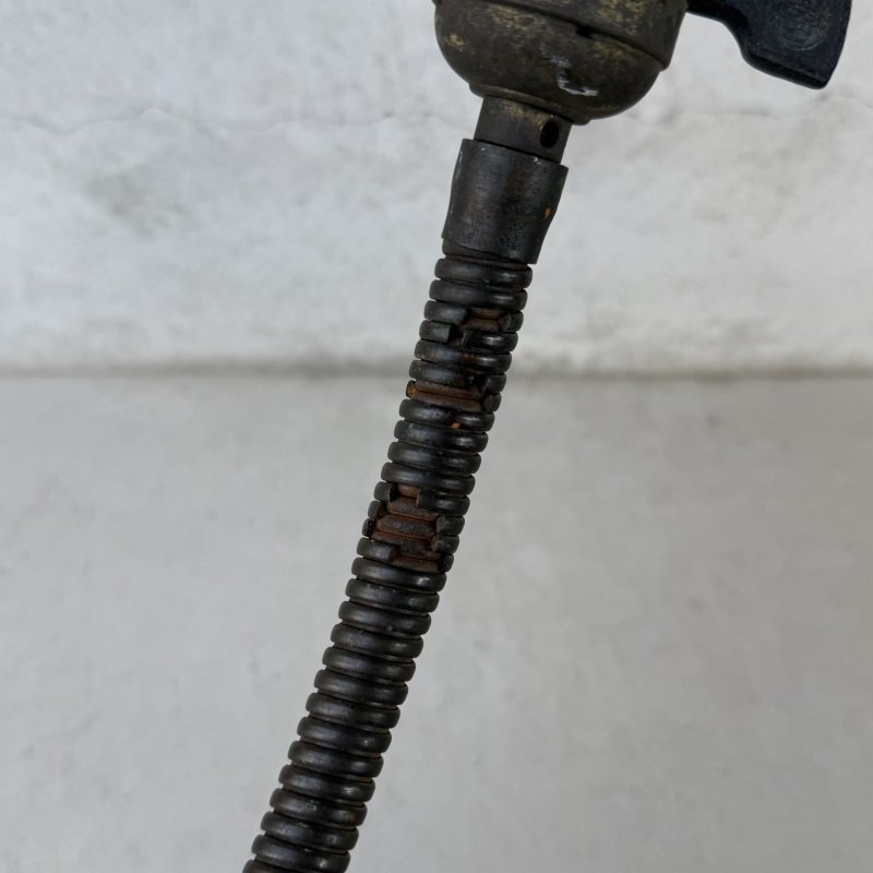 画像8: VINTAGE ANTIQUE DESKLAMP ヴィンテージ アンティーク デスクランプ スタンドライト テーブルランプ 卓上ライト 照明 / ミルクガラスシェード グースネック コレクタブル 店舗什器 アメリカ