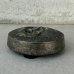 画像2: VINTAGE ANTIQUE DUTCH BOY PAPER WEIGHT ヴィンテージ アンティーク ダッチボーイ 鉛 ペーパーウェイト / コレクタブル ディスプレイ アドバタイジング キャラクター 置物 アメリカ (2)