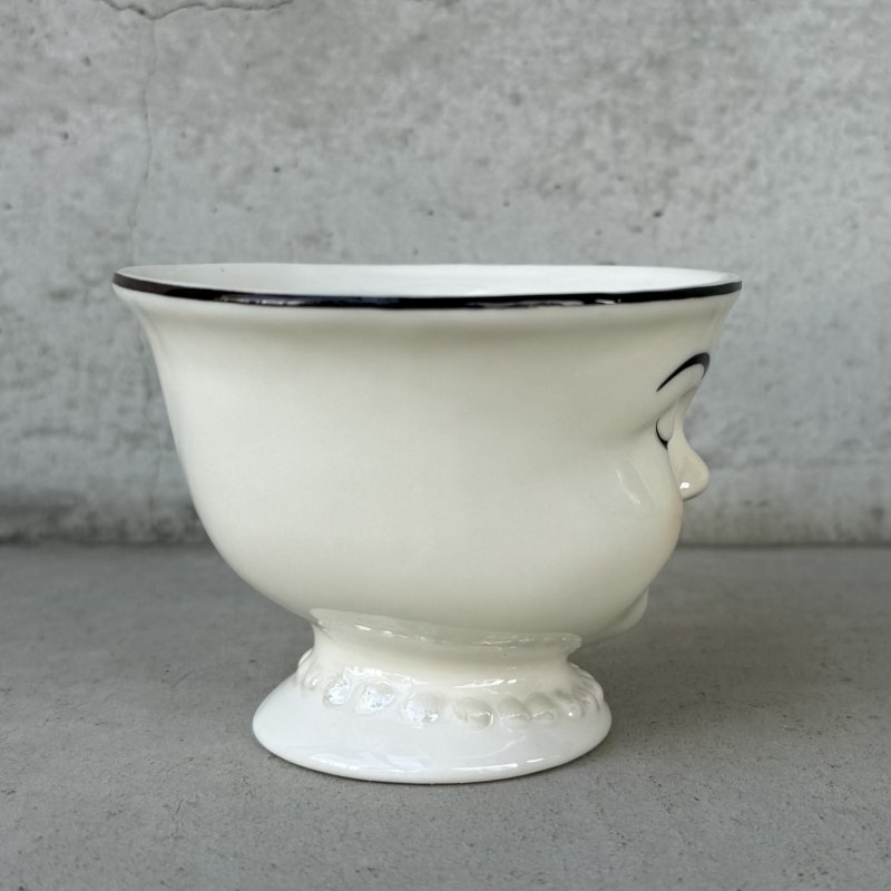 画像3: VINTAGE ANTIQUE BAILEYS CUP ヴィンテージ アンティーク ベイリーズ フェイスカップ / コレクタブル オブジェ ティーカップ マグカップ ノベルティ 女の子 陶器 食器 雑貨 (6)