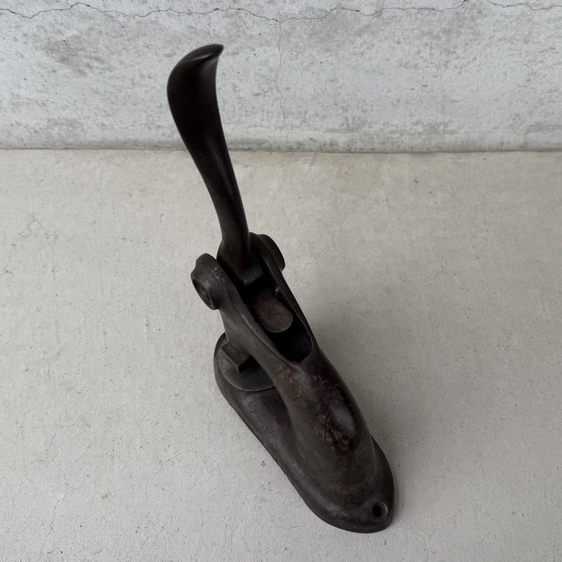 画像6: VINTAGE ANTIQUE JAPANNED FINISH EMBOSSER ヴィンテージ アンティーク ジャパンド ジャパンフィニッシュ エンボッサー エンボススタンプ カンパニーシール / オブジェ ディスプレイ キャストアイアン 刻印 判子 鋳物 店舗什器 アメリカ