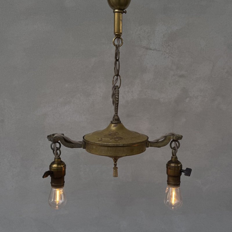 画像10: VINTAGE ANTIQUE LIGHT PERKINS ヴィンテージ アンティーク シャンデリア 吊り下げライト  シーリングランプ 天井照明 / 2灯 ライト ペンダントライト E26 店舗什器 アメリカ USA (3)