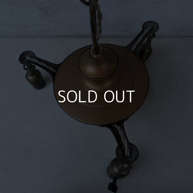 画像3: VINTAGE ANTIQUE LIGHT ヴィンテージ アンティーク シャンデリア 吊り下げライト  シーリングランプ 天井照明 / 3灯 ライト ペンダントライト E26 店舗什器 アメリカ USA (4)