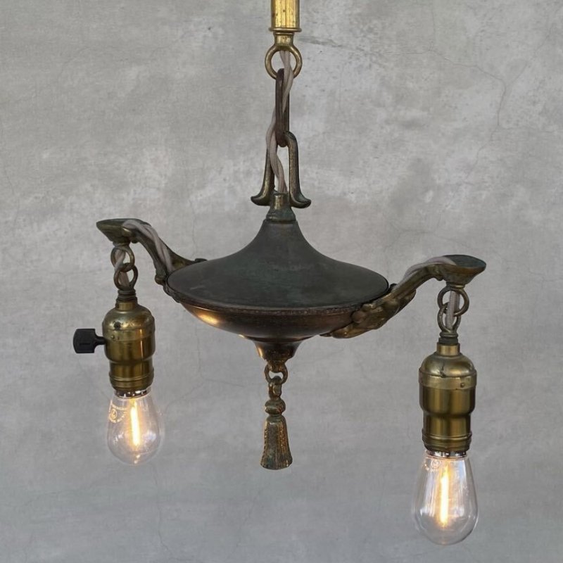 画像8: VINTAGE ANTIQUE LIGHT ヴィンテージ アンティーク シャンデリア 吊り下げライト  照明 / 2灯 ライト ペンダントライト 天井照明 店舗什器 アメリカ USA (2)