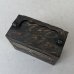 画像5: VINTAGE ANTIQUE COIN BANK W.F.BURNS CO. JAPANNED ヴィンテージ アンティーク コインバンク マネーバンク 貯金箱 ジャパンド ジャパンフィニッシュ / コレクタブル オブジェ インテリア ノベルティー 銀行 アメリカ USA (3)