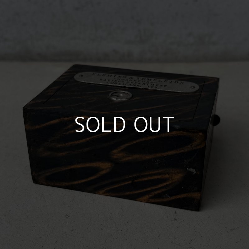 画像6: VINTAGE ANTIQUE COIN BANK W.F.BURNS CO. JAPANNED ヴィンテージ アンティーク コインバンク マネーバンク 貯金箱 ジャパンド ジャパンフィニッシュ / コレクタブル オブジェ インテリア ノベルティー 銀行 アメリカ (1)