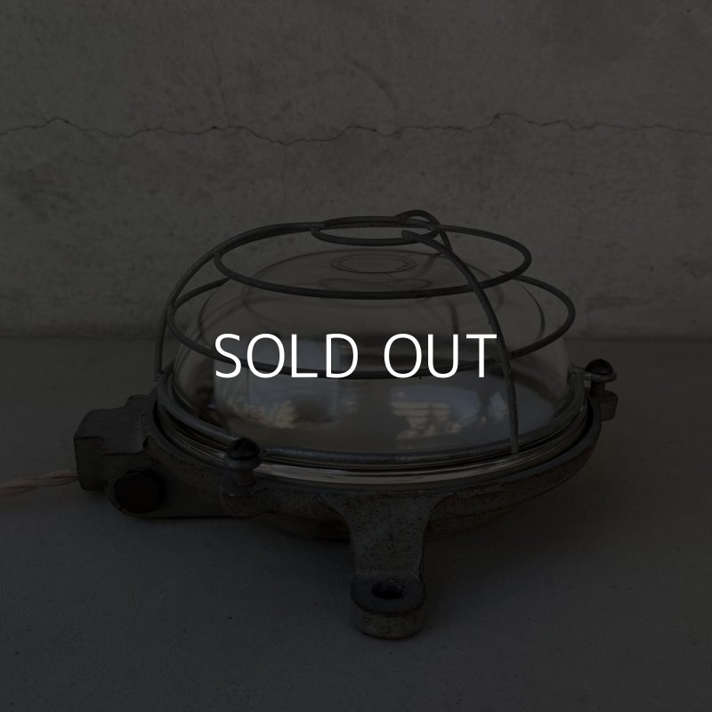 画像4: VINTAGE ANTIQUE LIGHT CAPSULE LAMP MAPELEC AMIENS ヴィンテージ アンティーク ライト カプセルランプ マリンランプ ウォールランプ 壁付け照明  天井照明 / インダストリアル  鋳物 E26 工業用 店舗什器 フランス