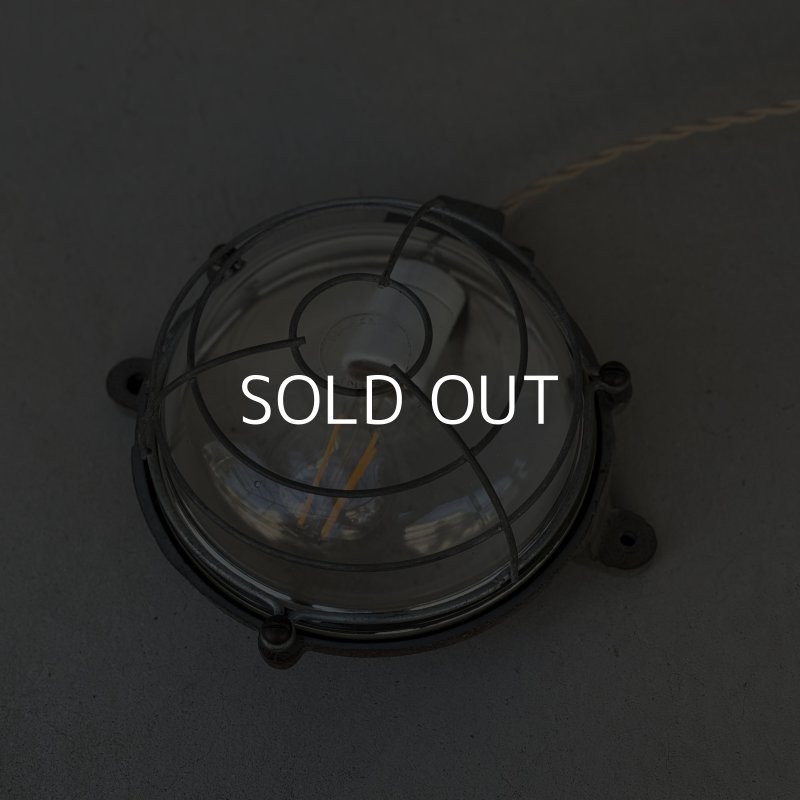 画像1: VINTAGE ANTIQUE LIGHT CAPSULE LAMP MAPELEC AMIENS ヴィンテージ アンティーク ライト カプセルランプ マリンランプ ウォールランプ 壁付け照明  天井照明 / インダストリアル  鋳物 E26 工業用 店舗什器 フランス