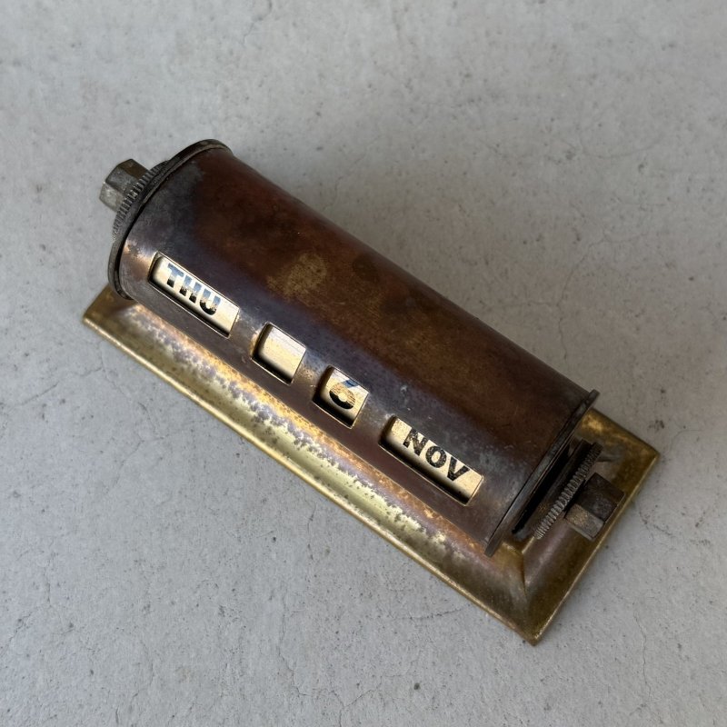 画像6: VINTAGE ANTIQUE CALENDAR ヴィンテージ アンティーク 万年カレンダー 卓上カレンダー / コレクタブル インテリア ブラス 文具 真鍮 雑貨 小物 アメリカ USA (1)