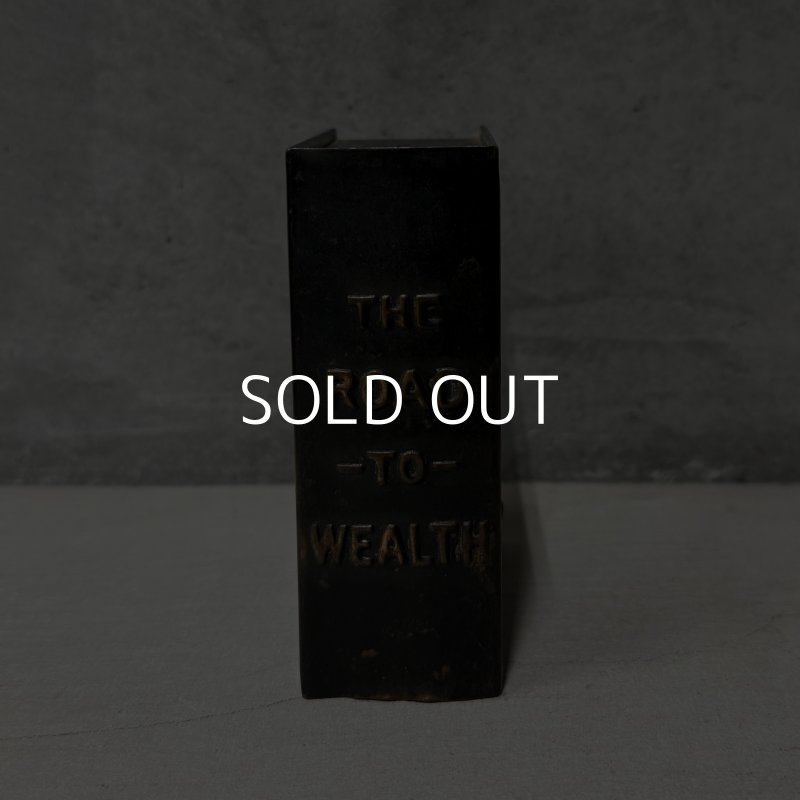 画像4: VINTAGE ANTIQUE COIN BANK JAPANNED U.S.BANK NOTE CO. ヴィンテージ アンティーク コインバンク マネーバンク 貯金箱 ジャパンド ジャパンフィニッシュ / コレクタブル アドバタイジング オブジェ インテリア ノベルティー 銀行 アメリカ USA 