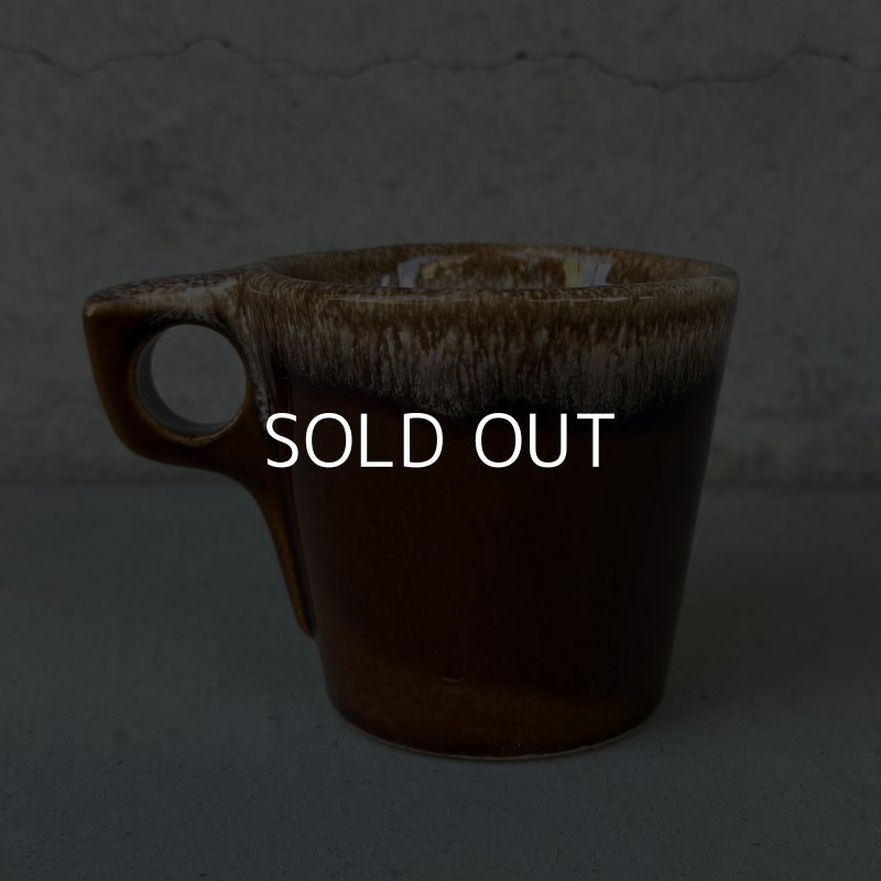 画像2: VINTAGE ANTIQUE HULL POTTERY MUGCUP ヴィンテージ アンティーク ハル マグカップ コップ 食器 陶器 / コーヒーカップ  ブラウン 茶色 カフェ 喫茶店 店舗什器 アメリカ (5)