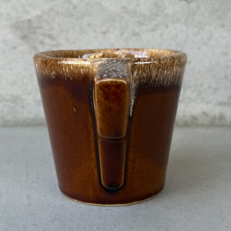 画像3: VINTAGE ANTIQUE HULL POTTERY MUGCUP ヴィンテージ アンティーク ハル マグカップ コップ 食器 陶器 / コーヒーカップ  ブラウン 茶色 カフェ 喫茶店 店舗什器 アメリカ (5)