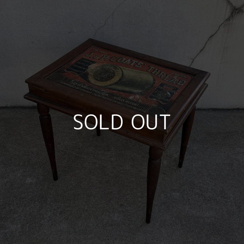 画像1: VINTAGE ANTIQUE SIDE TABLE J.&P.COATS' THREAD ヴィンテージ アンティーク サイドテーブル / コレクタブル ディスプレイ アドバタイジング 陳列棚 飾り棚 木製 家具 店舗什器  企業物