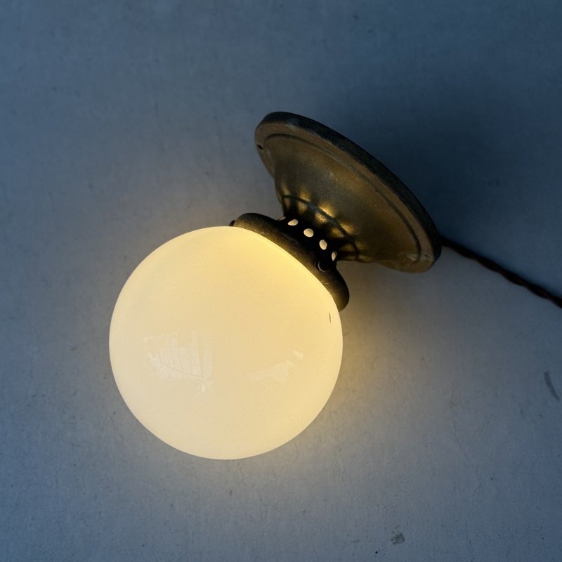 画像10: VINTAGE ANTIQUE LIGHTING ヴィンテージ アンティーク  シーリングライト 天井照明  / ライト ランプ ガラスシェード インテリア 真鍮 電気 ショップ 店舗什器 E26 アメリカ