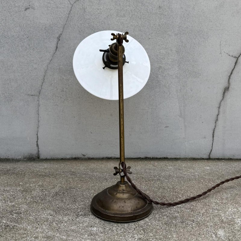 画像3: VINTAGE ANTIQUE FARIES DESKLAMP STANDLIGHT ヴィンテージ アンティーク フェアリーズ デスクライト スタンドライト 卓上照明 / コレクタル テーブルランプ ブラス ミルクガラスシェード 真鍮 E26 店舗什器 アメリカ 