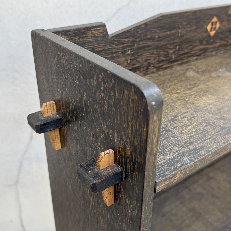 画像7: ANTIQUE VINTAGE アンティーク ヴィンテージ 昭和レトロ 古道具 くさび棚 楔棚 本棚 / 木製 収納 3段 棚 家具 古家具 古民家 蔵 うぶだし