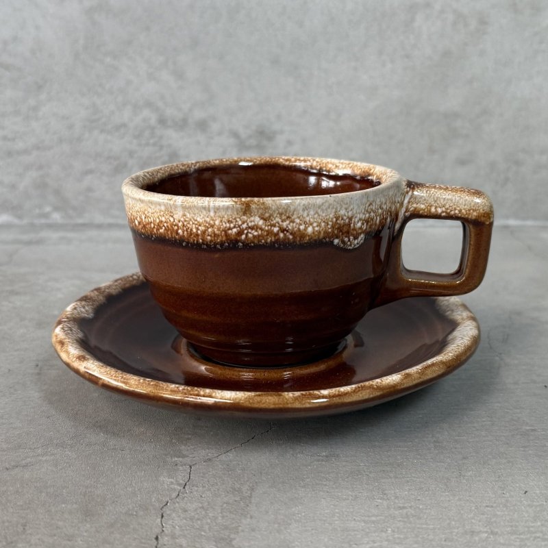 画像1: VINTAGE ANTIQUE CUP AND SAUCER ヴィンテージ アンティーク カップ＆ソーサー マグ 食器 陶器 / コーヒーカップ ブラウン 茶色 カフェ 喫茶店 店舗什器 アメリカ b