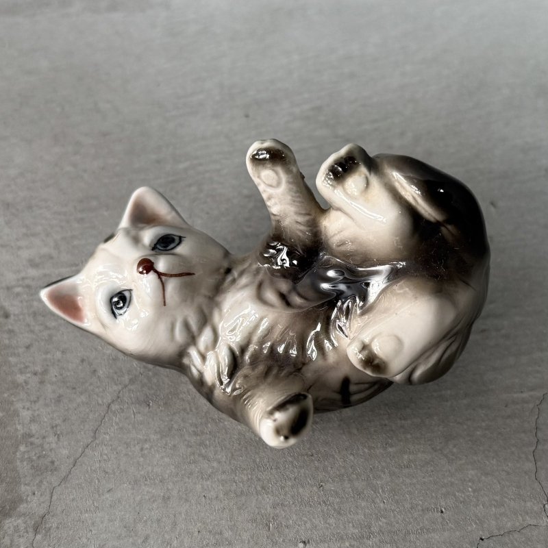 画像3: VINTAGE ANTIQUE CAT FIGURINE ヴィンテージ アンティーク 猫 ネコ オブジェ 陶器 / コレクタブル インテリア 子猫 置物 雑貨 3匹 セット アメリカ 