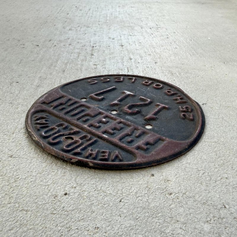 画像3: VINTAGE ANTIQUE FREEPORT PLATE ヴィンテージ アンティーク 車両登録税 プレート ナンバープレート ライセンスプレート / インダストリアル モーター系 ガレージ ディスプレイ 車 1929年 1217 アメリカ