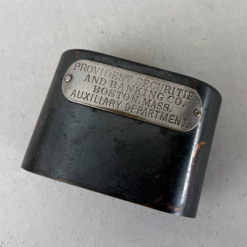 画像9: VINTAGE ANTIQUE COIN BANK JAPANNED CO BURNS ヴィンテージ アンティーク コインバンク マネーバンク 貯金箱 ジャパンド ジャパンフィニッシュ / コレクタブル オブジェ インテリア ノベルティー 銀行 アメリカ USA (6)