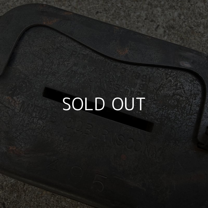 画像8: VINTAGE ANTIQUE COIN BANK JAPANNED BURNS ヴィンテージ アンティーク コインバンク マネーバンク 貯金箱 ジャパンド ジャパンフィニッシュ / コレクタブル オブジェ インテリア ノベルティー 銀行 アメリカ USA (8)